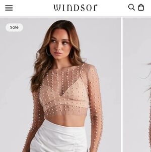 Elegant White Mini Skirt